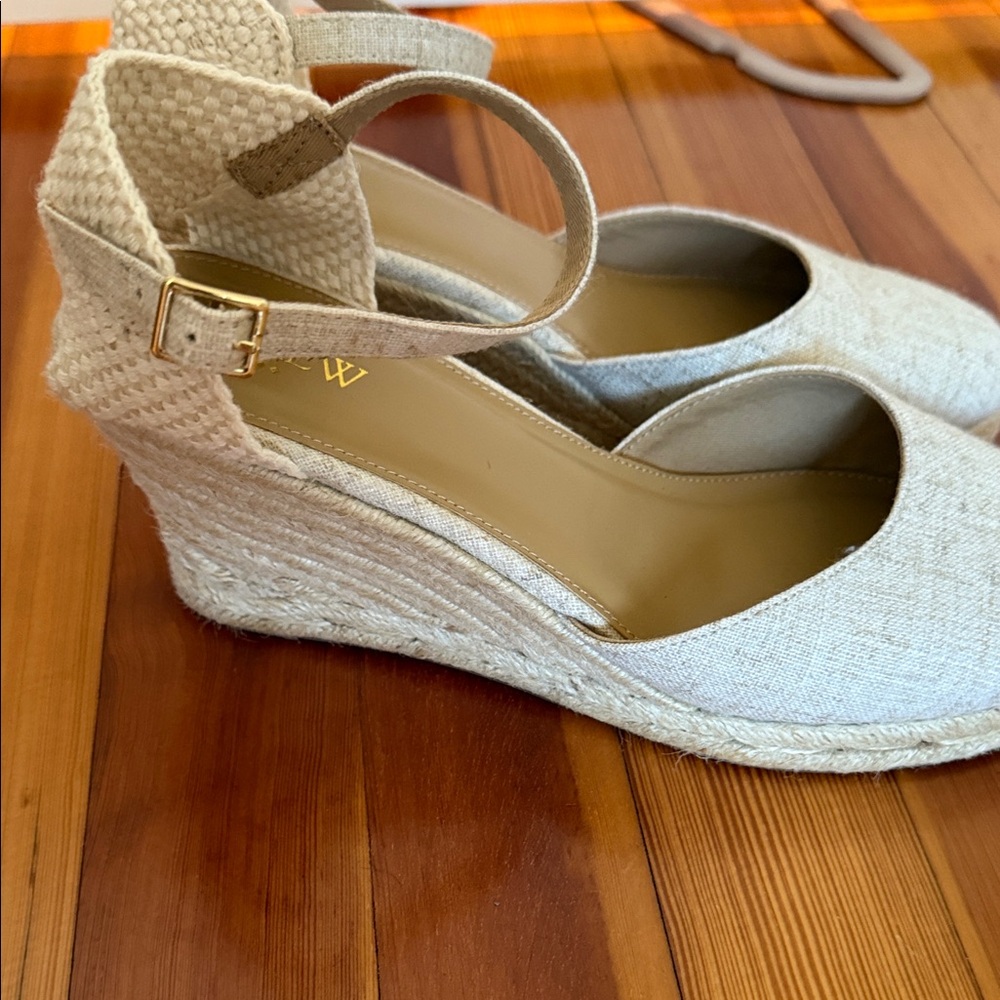 J. Crew Women's Tan Espadrille Wedges - Picture 4 of 8